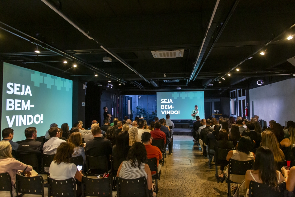 Encontro DC Venda+ em Porto Alegre conecta parceiros e apresenta novidades da Doctor Clin